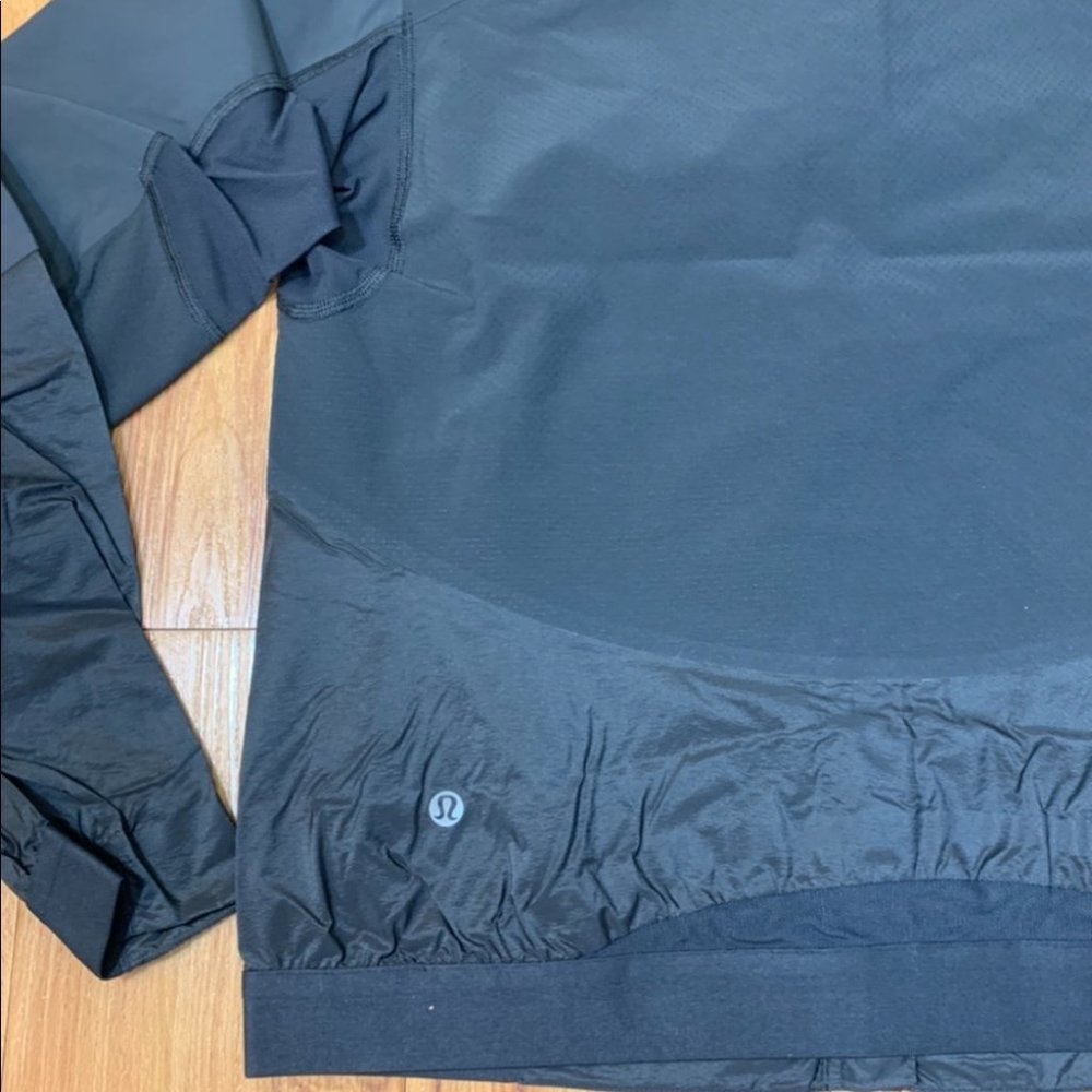 Lululemon Black Run On Waterproof Jacket - Picture 6 of 11